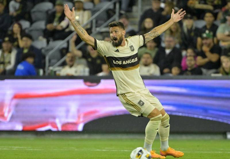 欧洲豪门巴黎与切尔西相约世俱杯，王者之争一触即发